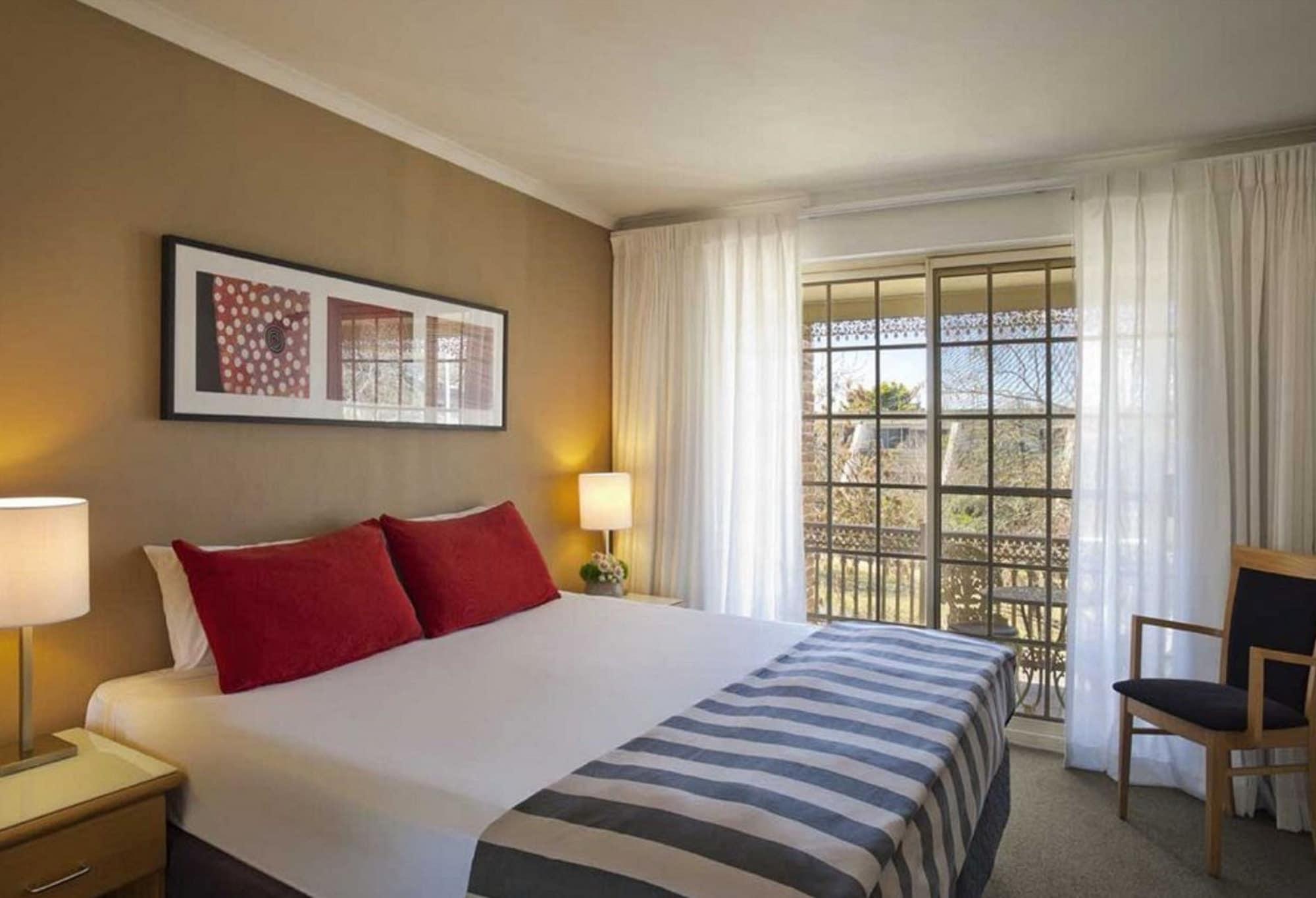 Adina Serviced Apartments Canberra Kingston エクステリア 写真